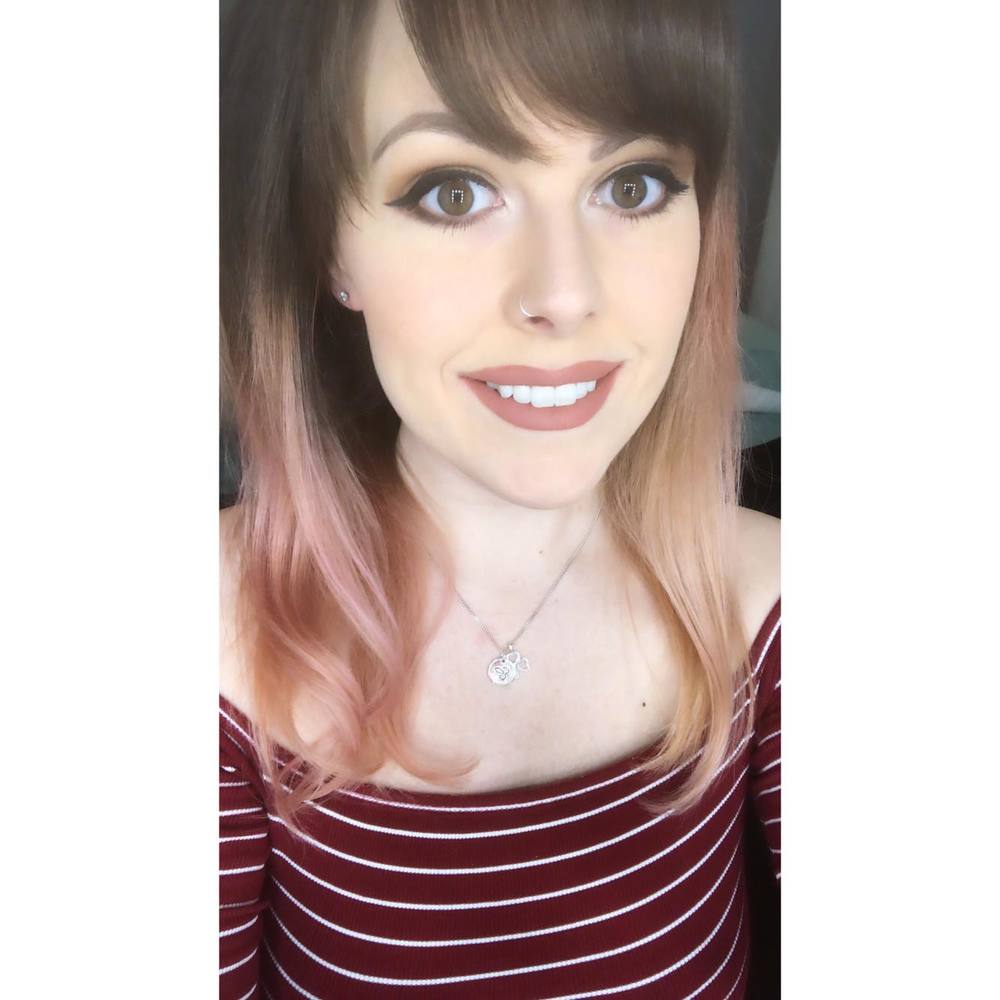 Meet your Posher, Claire